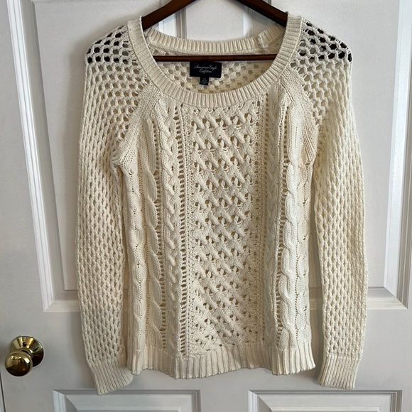 American Eagle Outfitters Sweaters - American Eagle cream sweater